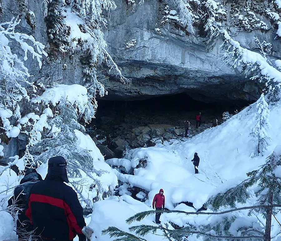 Экскурсии в пещеру Снежного Человека