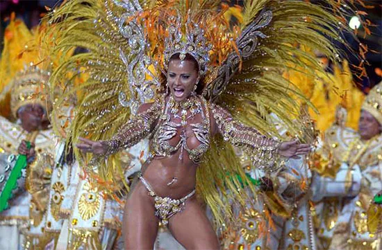 Бразильский карнавал (февраль)