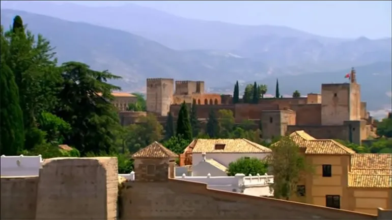 Достопримечательности Испании - Крепость Альгамбра в Гранаде
