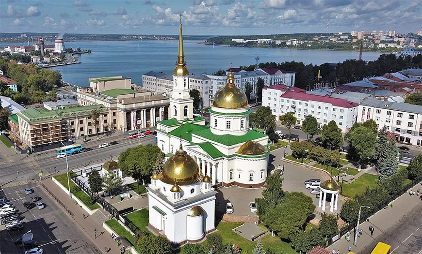 Куда сходить в Екатеринбурге - Александро-Невский собор