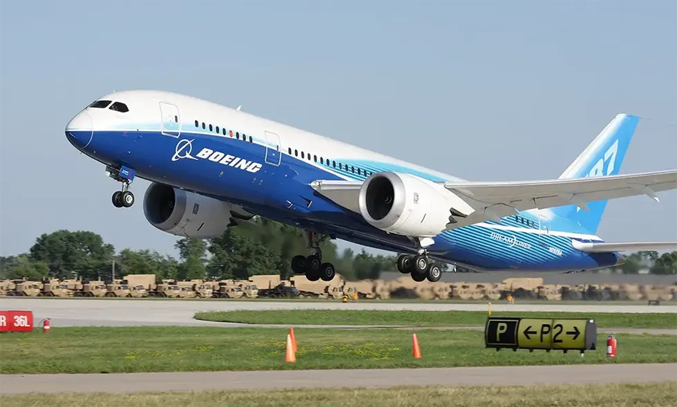 Самолет Boeing 787 Dreamliner