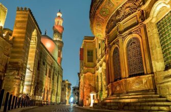 Каир — город тысячи минаретов