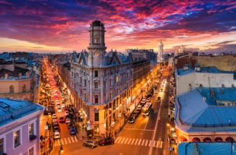 Дворы, парадные и коммуналка Довлатова — самая петербургская прогулка