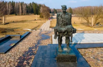 Экскурсия в Хатынь и Курган Славы с посещением музея