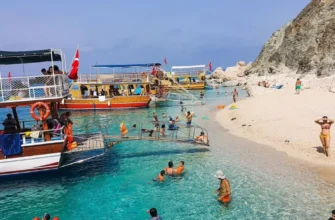 Морская прогулка на райский остров Сулуада