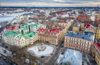 В Выборг на комфортабельном автомобиле с профессиональным краеведом