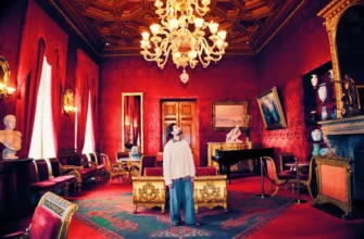 Владимирский дворец: редкий доступ в роскошные залы Романовых