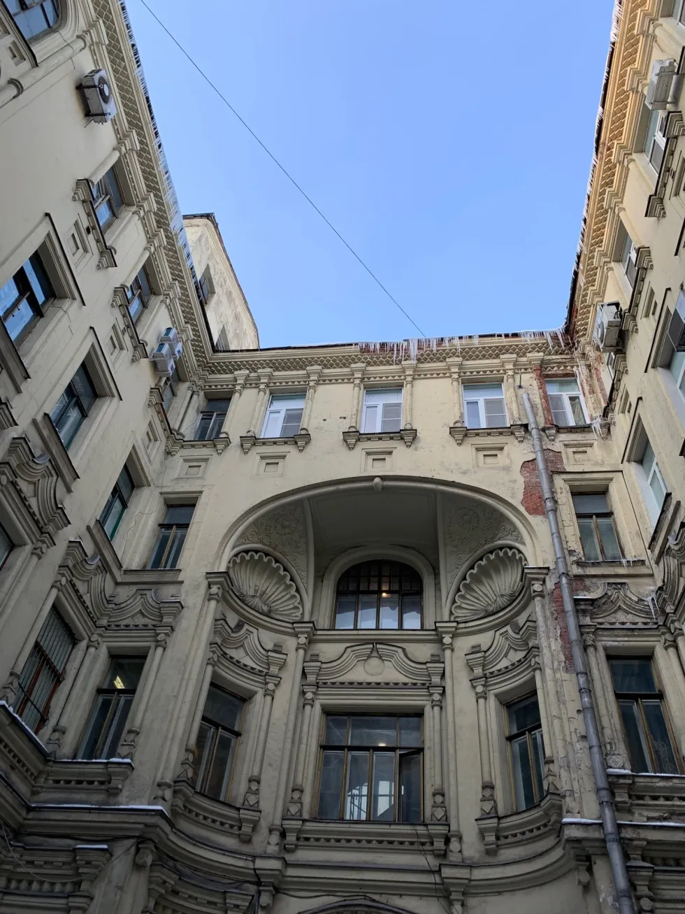 «Как передвигали дома на Тверской» — авторская экскурсия