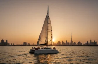 Морская прогулка на яхте под парусом в Дубае