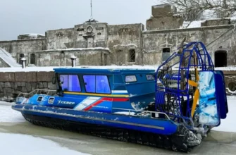 Прогулка на маяк Толбухин на аэролодке