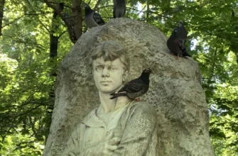 Лучшие люди страны: Ваганьковское кладбище в мини-группе