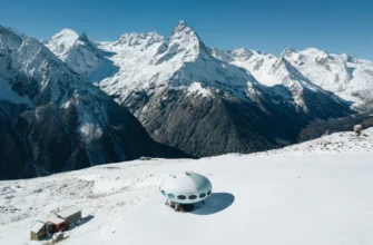 Путешествие в Домбай в мини-группе: Сырные пещеры, Шоанинский храм