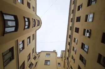 Проходные дворы Петербурга: Васильевский остров — город в городе