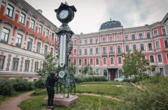 Прогулка по настоящему Петербургу. Проходные дворы Моховой