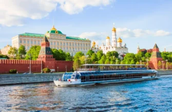 Круиз на теплоходе «Ривер Палас» по центру от Москва-сити