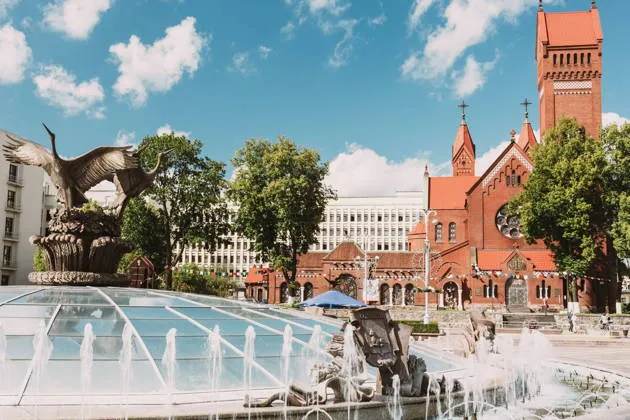 Обзорная экскурсия по Минску и фотостоп с гигантом «БелАЗ»